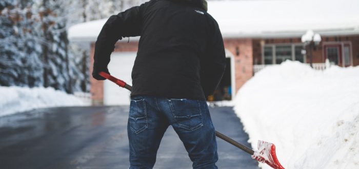 How to effectively remove snow